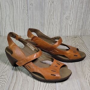 Merrell Everal Chase Heel Leather Sandals Tan Womens Size 10.5